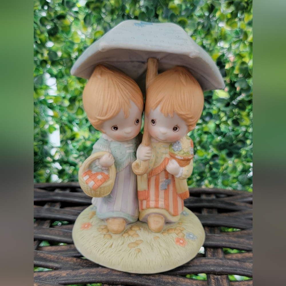 Betsy Clark Friends Sharing Times Figurine Under An Umbrella